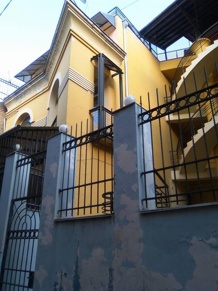 Da-Ma Apartments Tbilisi Buitenkant foto